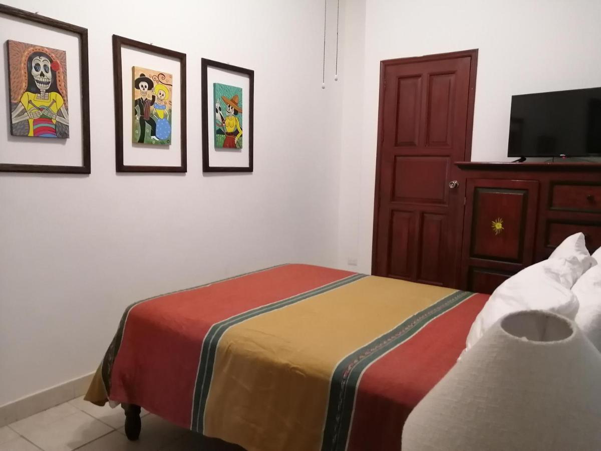 Hotel Alborada Allende Сан Мигел де Аленде Екстериор снимка